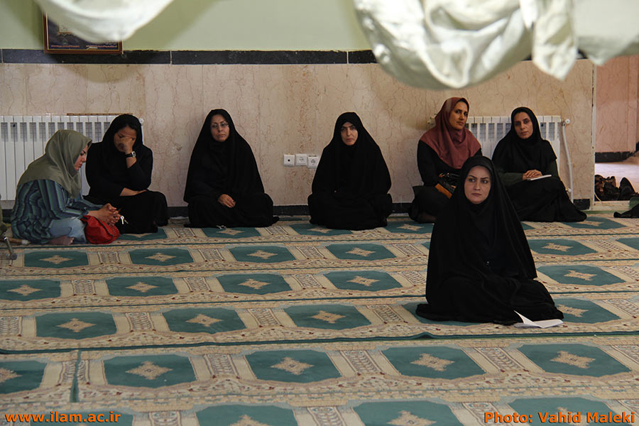  کلاس هاي اعتقادي حجت الاسلام  هاشمي در ماه مبارک رمضان (گزارش تصويري)