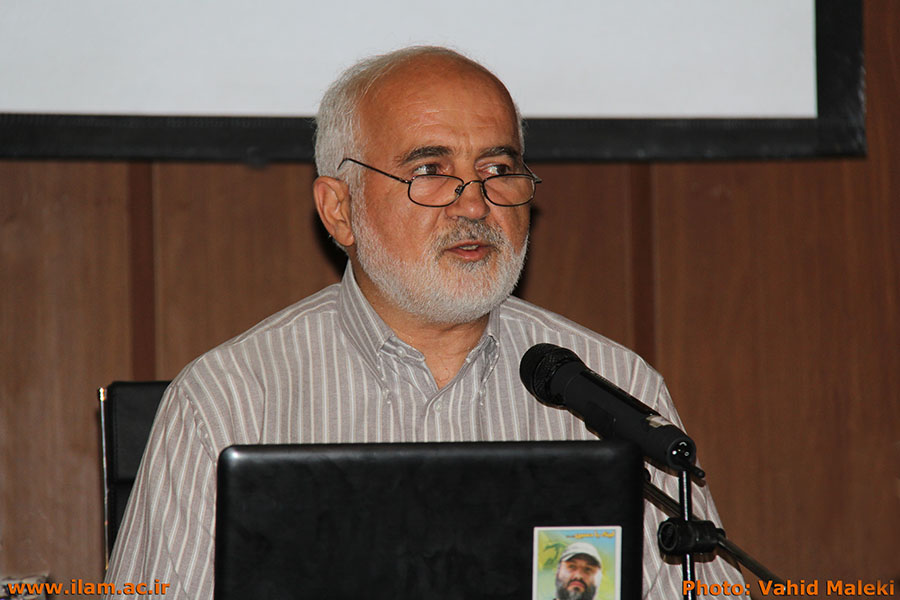 آقاي دکتر احمد توکلي در نشست اقتصاد مقاومتي در دانشگاه ايلام 