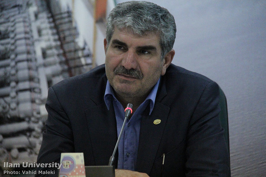 دکتر علي اکبري: بايد بسترهاي مناسب براي افزايش شتاب علمي کشور فراهم شود
