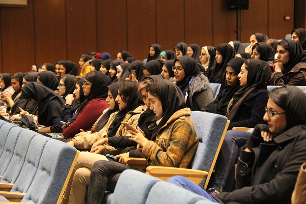 برگزاري کرسي آزاد انديشي جنبش هاي دانشجويي و نيازهاي انقلاب