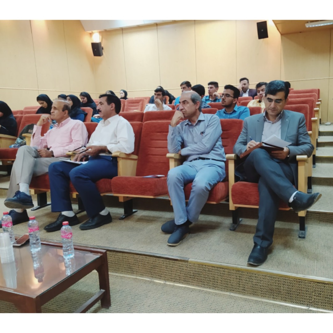 نشست تخصصي «حکمراني پژوهش: مسئله‌ها و نامسئله‌ها در جامعه ايران» در دانشگاه ايلام برگزار گرديد
