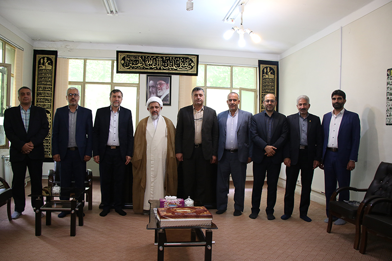 رويکرد جهادي  دکتر «طاهر علي‌محمدي» زمينه ساز توسعه مطلوب دانشگاه ايلام و کسب افتخارات متعدد است