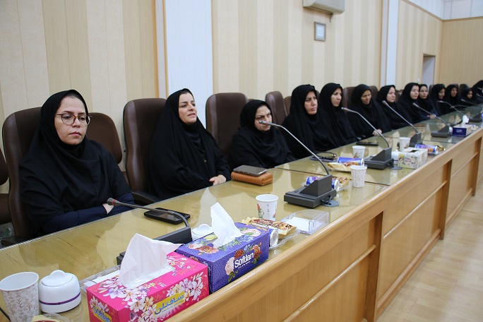 متعهد به ارتقاي خدمات رفاهي به دانشجويان دانشگاه ايلام هستيم