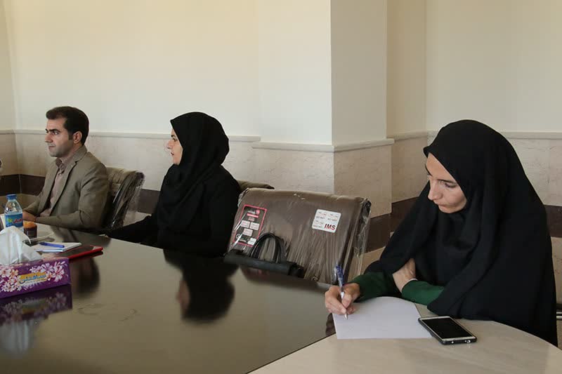 دومين جلسه هماهنگي براي برگزاري همايش بهبود محيط کسب و کارهاي کوچک و متوسط (چالشها، فرصتها و راهکارهاي توسعه) در دانشگاه ايلام برگزار شد