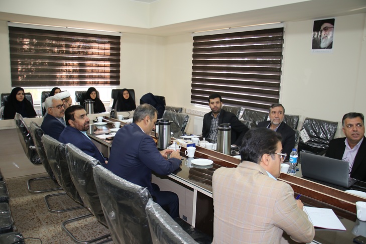 برگزاري کارگاه جامع آشنايي با شاخص‌هاي کمي و کيفي علم‌سنجي توليدات علمي، پايگاه‌هاي استنادي و ناشرين معتبر بين‌المللي در دانشگاه ايلام