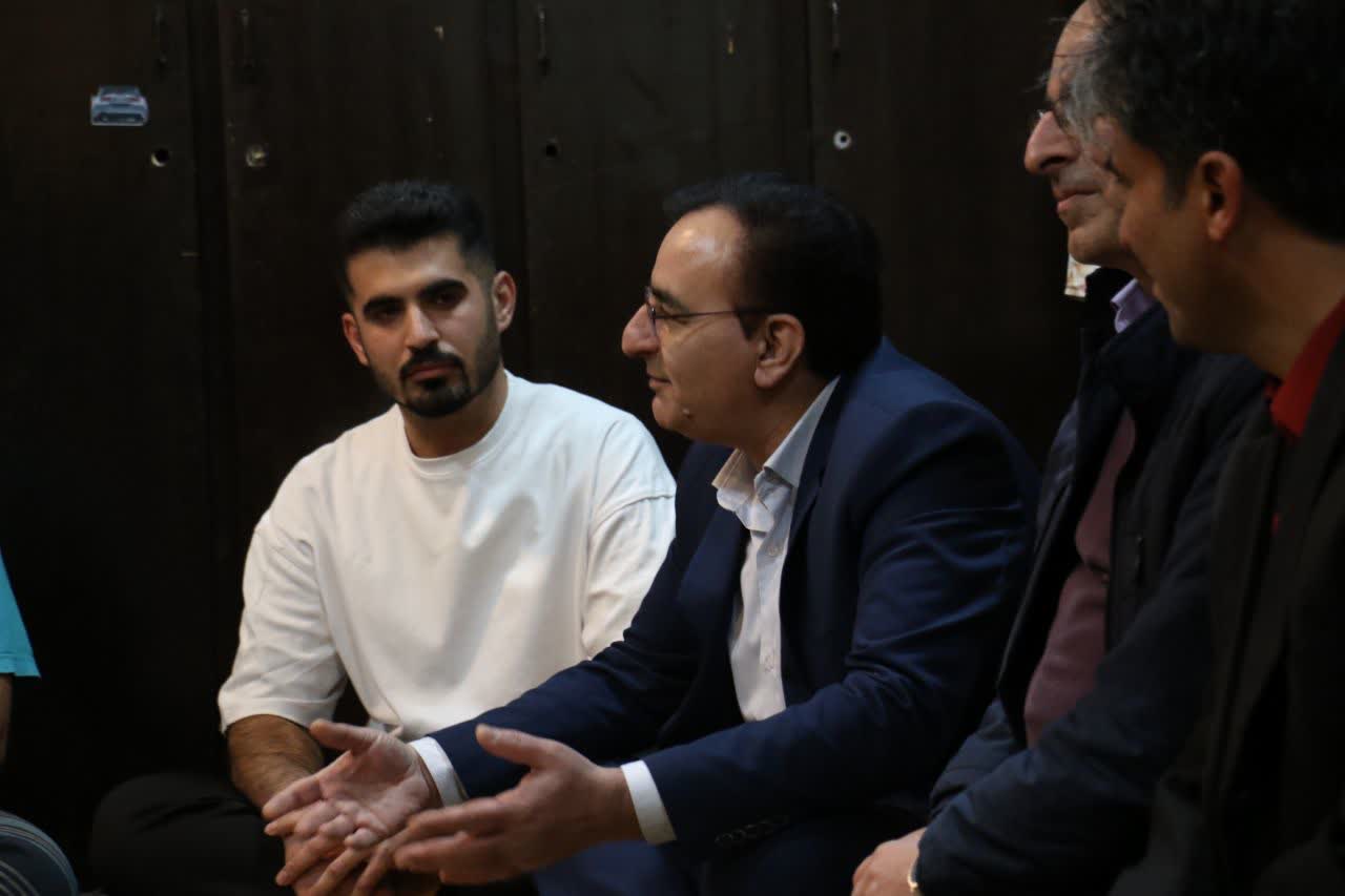 بازديد معاون سياسي و امنيتي استانداري ايلام از خوابگاه‌هاي دانشجويي دانشگاه ايلام 