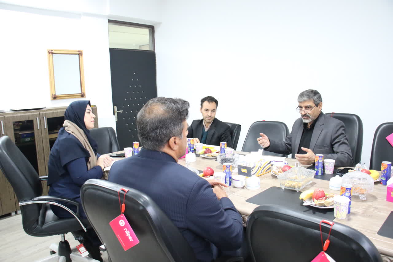 بازديد سرپرست دفتر بازرسي و رسيدگي به شکايات وزارت علوم از دانشگاه ايلام