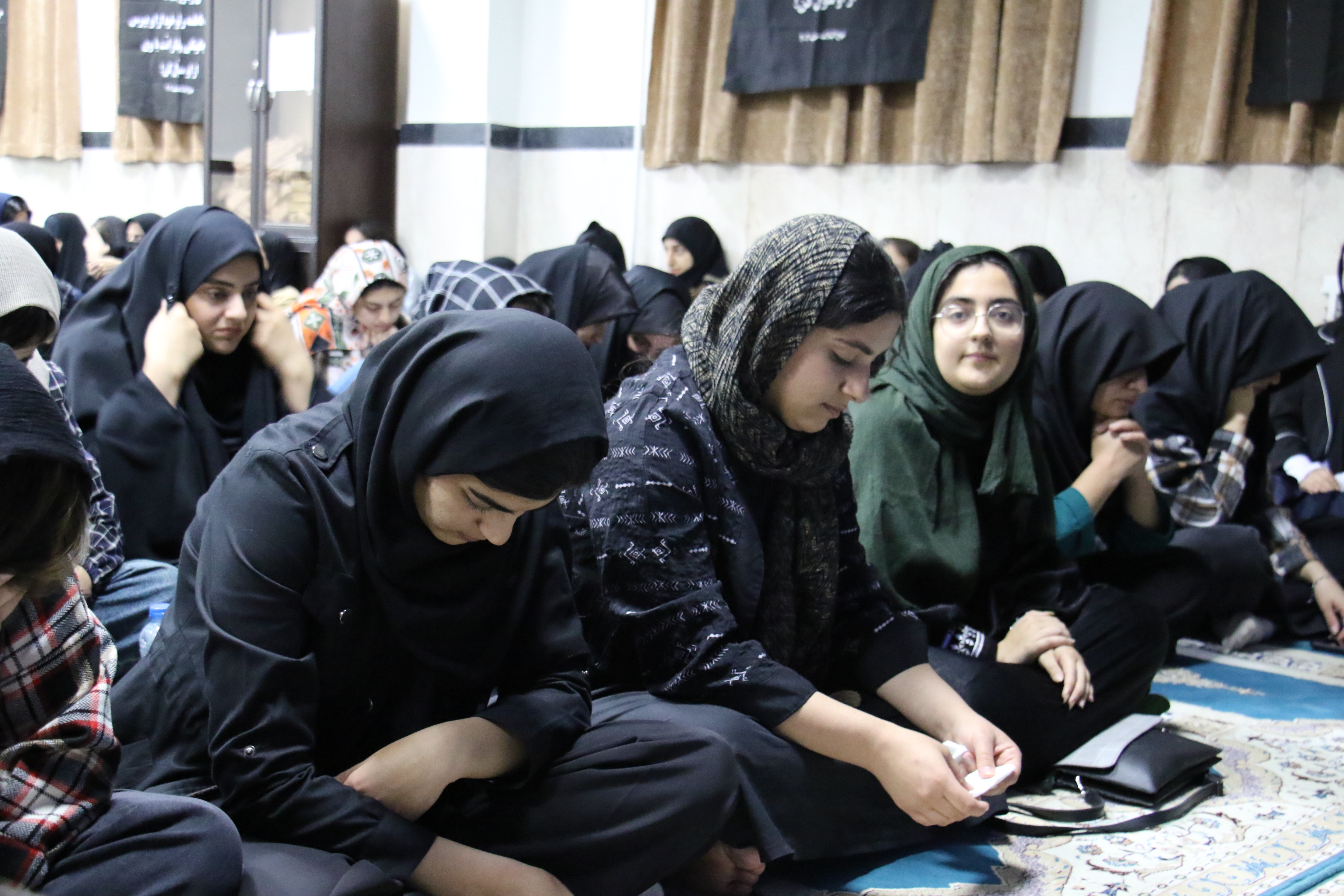  گزارش تصويري بزرگداشت شهادت حضرت فاطمه زهرا(س) در دانشگاه ايلام  