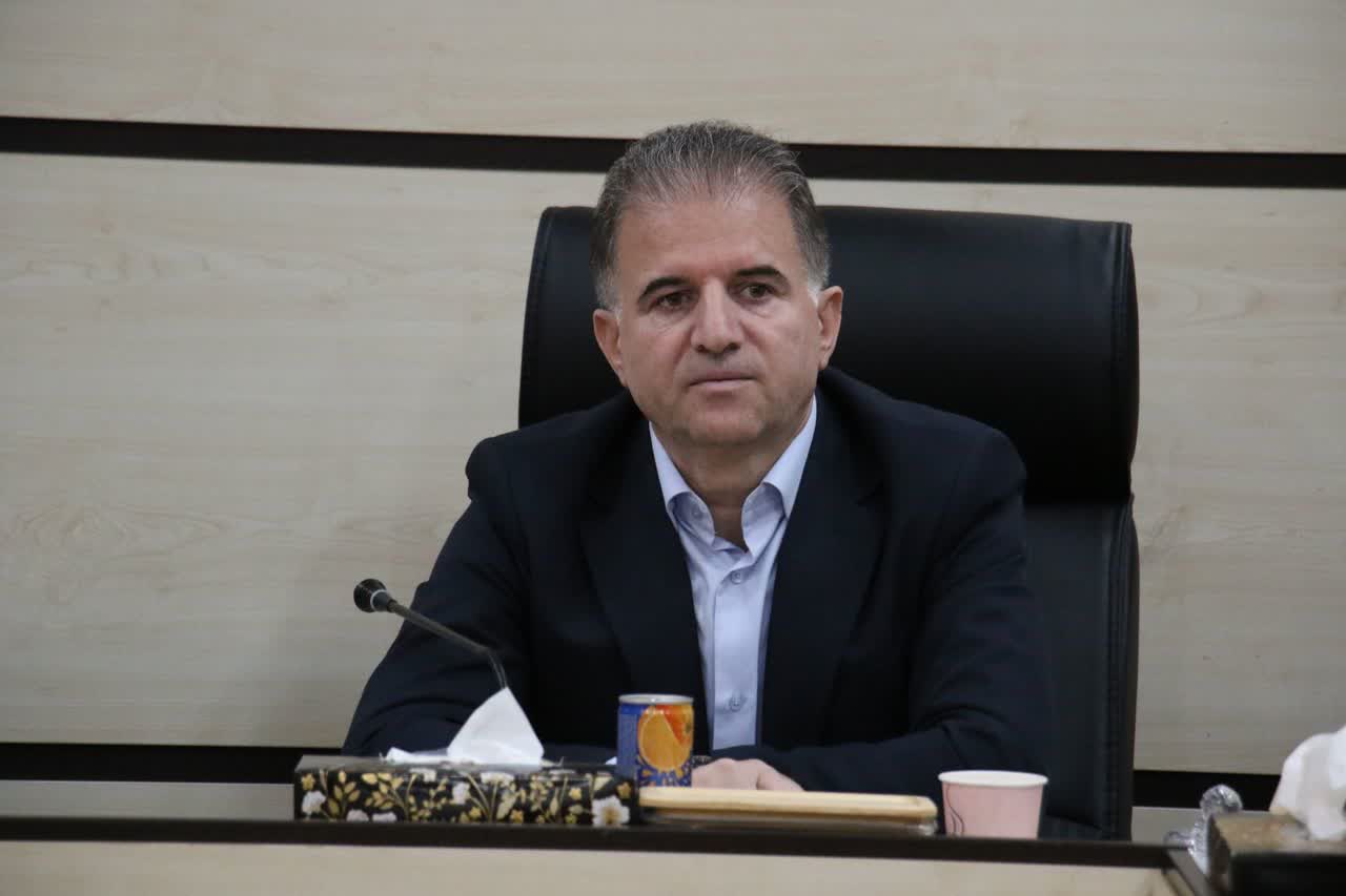برگزاري نشست هم‌انديشي رئيس دانشگاه ايلام و اعضاي تشکل‌هاي دانشجويي 