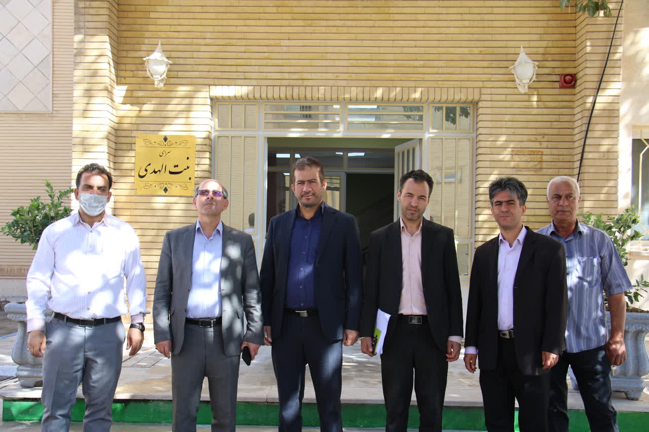 بازديد آقاي عزيزي رئيس اداره راهبري خوابگاه هاي صندوق رفاه از دانشگاه ايلام