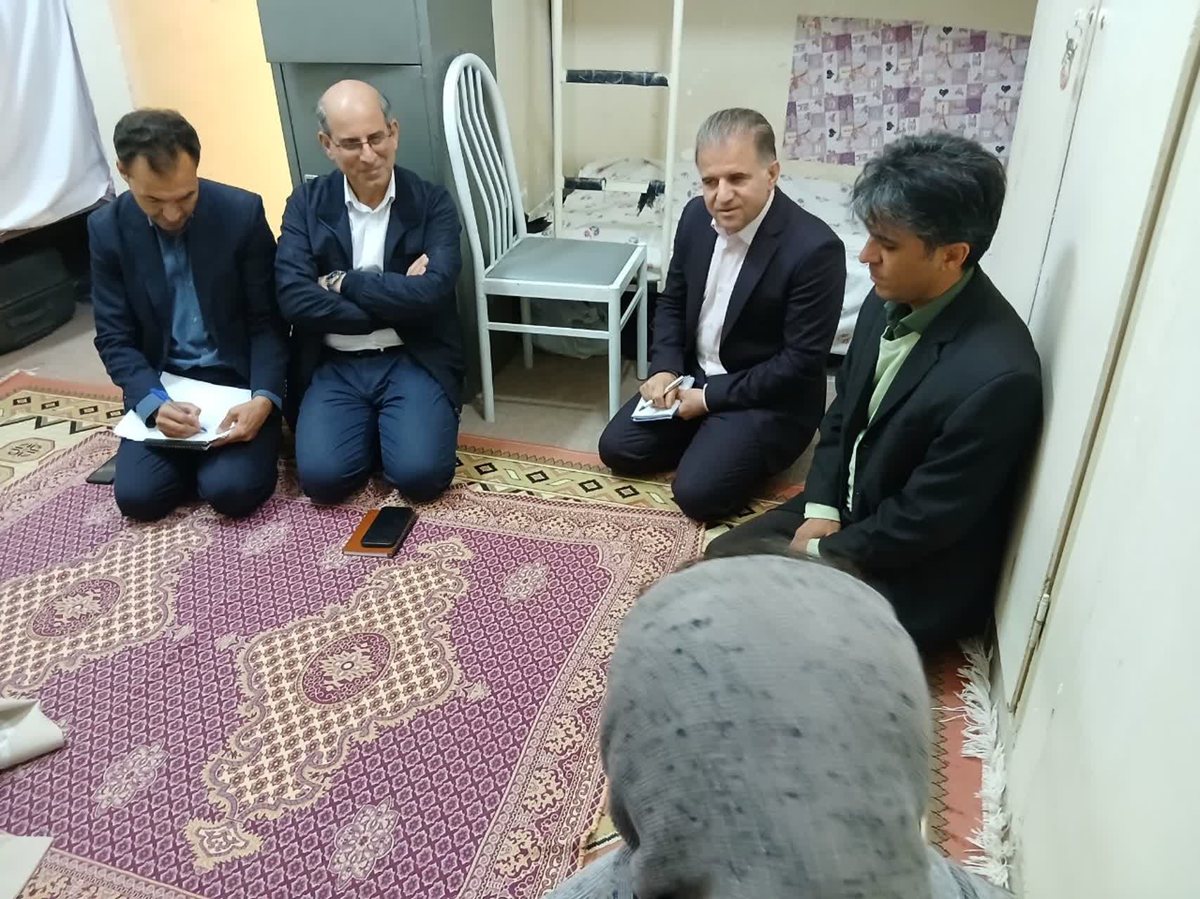 بازديد سرزده جناب آقاي دکتر مرادنژادي، رياست محترم دانشگاه از پرديس خوابگاهي خواهران