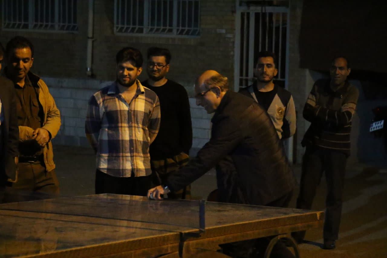 بازديد معاون سياسي و امنيتي استانداري ايلام از خوابگاه‌هاي دانشجويي دانشگاه ايلام