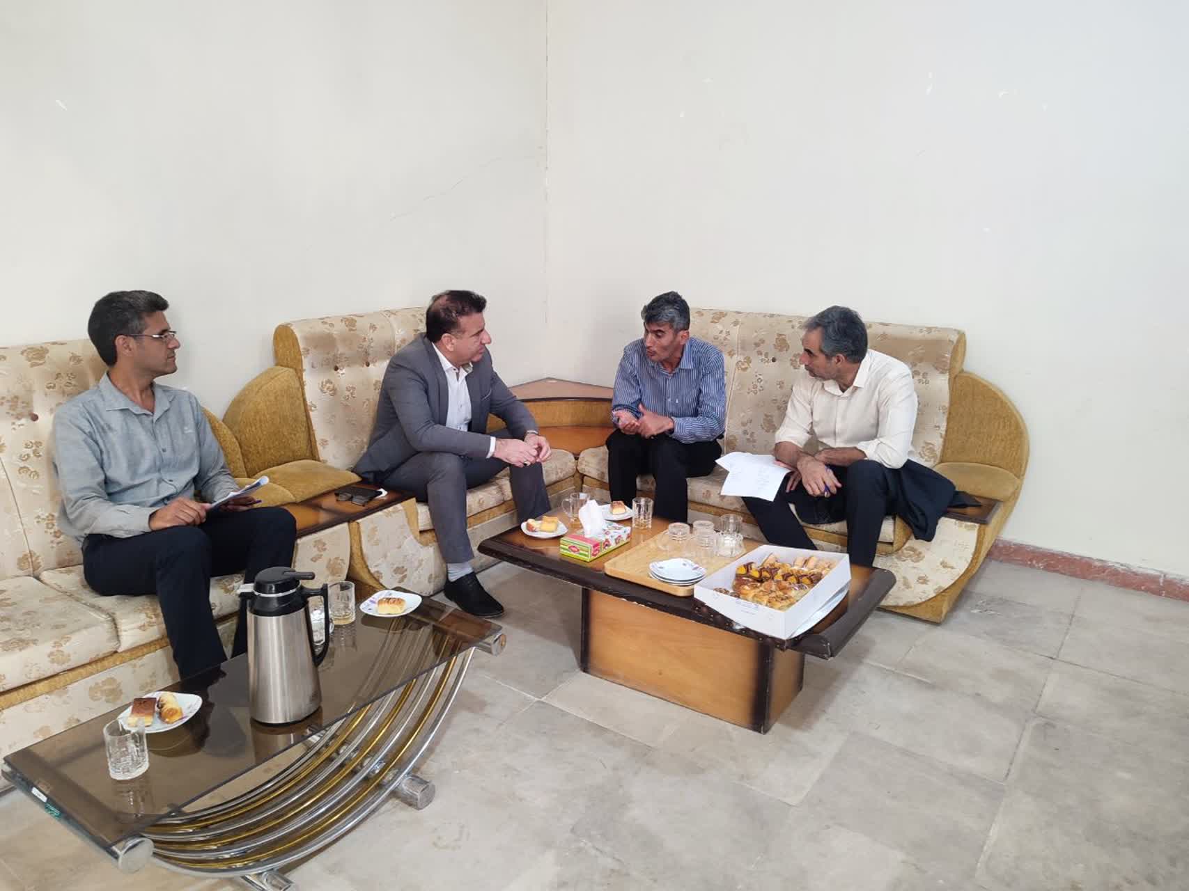 بازديد هيات نظارت، ارزيابي و تضمين کيفيت استاني از پيام نور دهلران