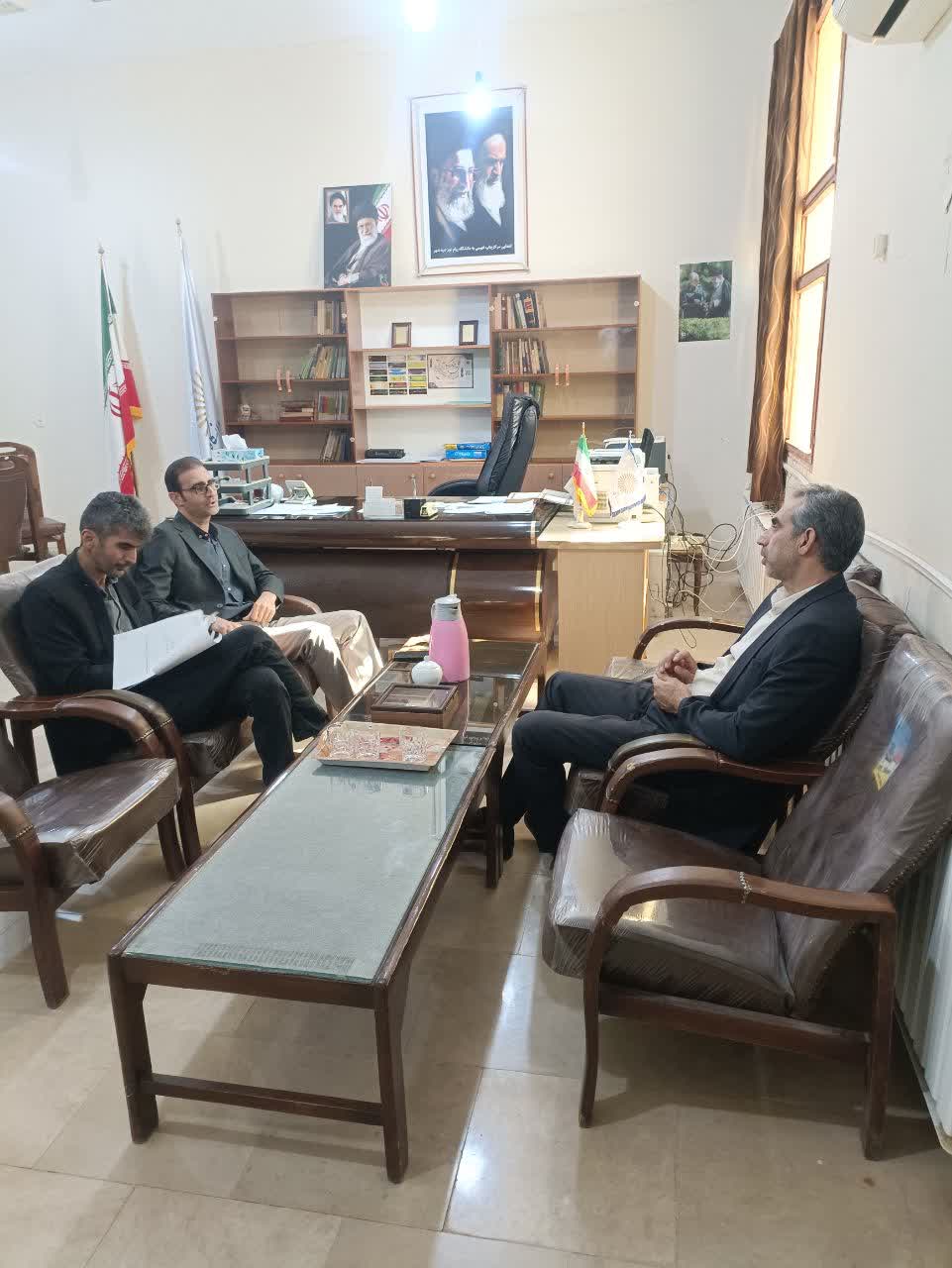 بازديد هيات نظارت، ارزيابي و تضمين کيفيت از مراکز آموزش عالي شهرستان دره شهر