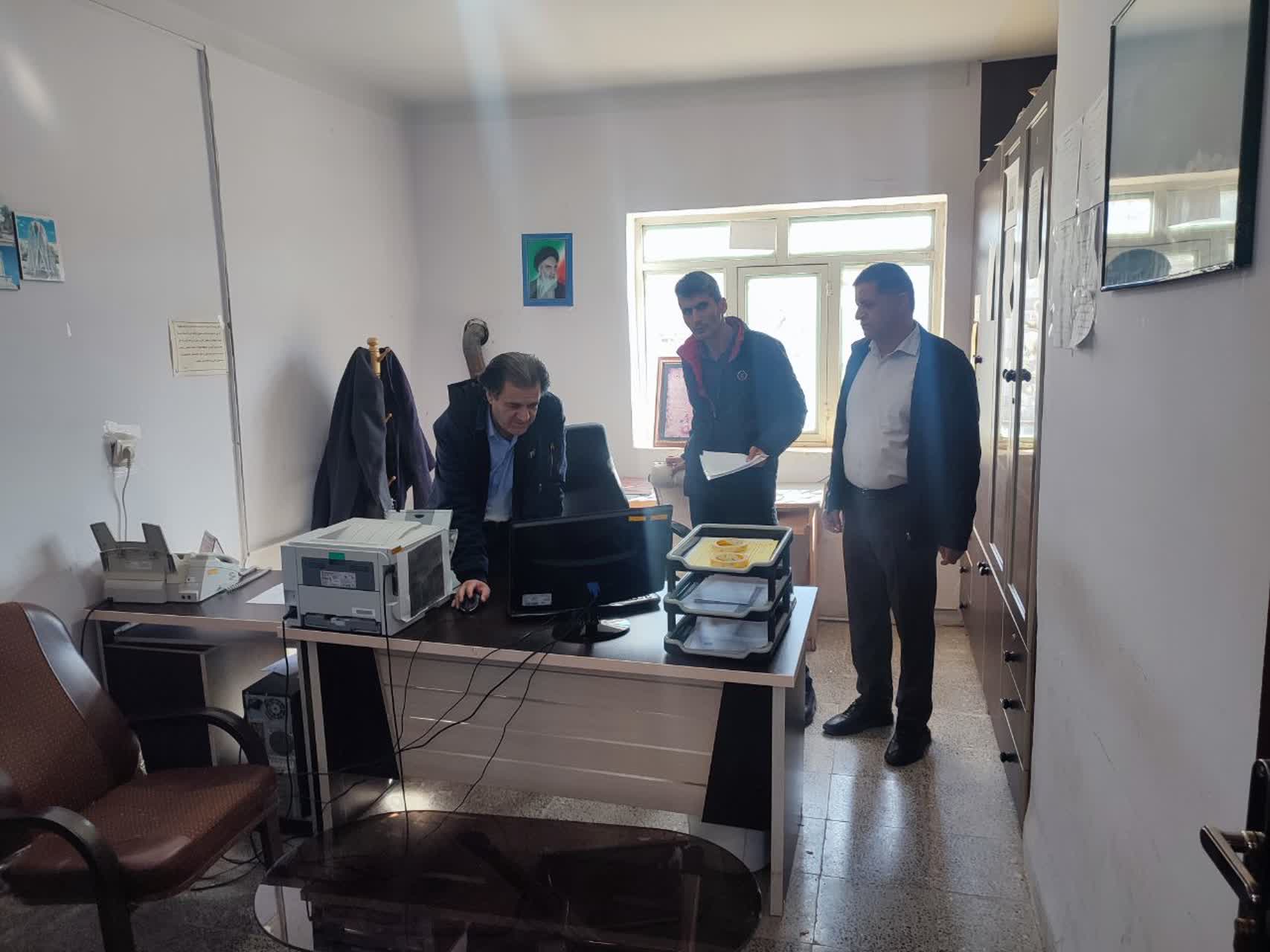 بازديد هيات نظارت، ارزيابي و تضمين کيفيت از دانشگاه پيام نور ملکشاهي